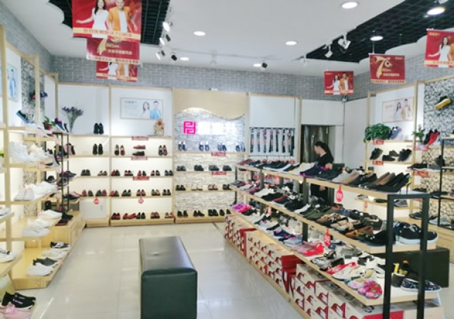 賀：福連升老北京布鞋/中年鞋河北保定曲陽專賣店重裝開業(yè)！